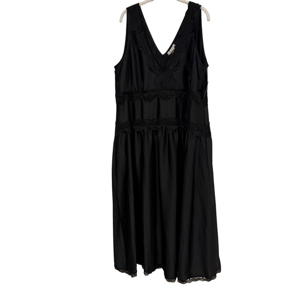 torrid Dresses & Skirts - Torrid Festi Drop Waist Lace Trim Maxi Dress Deep Black 2X 18-20 44540901